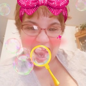 Meet your Posher, Janelle